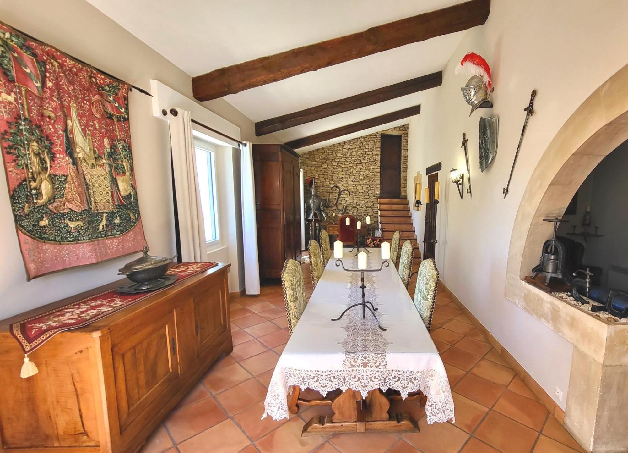 "La Massette Du Cheval Blanc" Villa De Caractere En Pierre Л'Иль-сюр-ла-Сорг Экстерьер фото